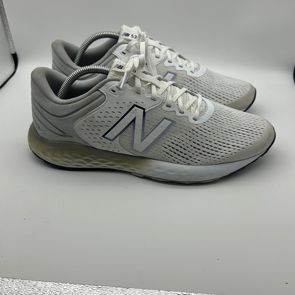 New Balance Other - New Balance 520 Runners Size 10 4 E White & Blue